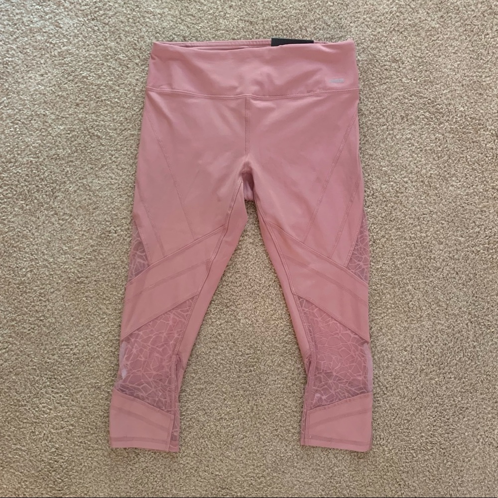 Pink crop lace leggings by RBX Size Medium